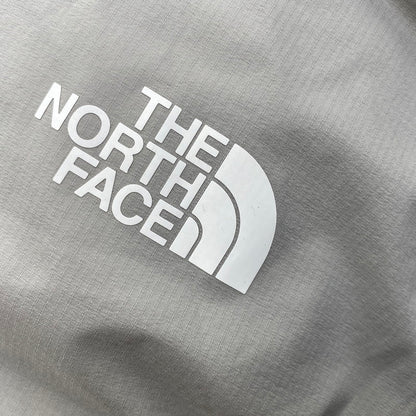 【中古品】【メンズ】 THE NORTH FACE ザ・ノースフェイス NY82080 REVERSIBLE ANYTIME INSULATED HOODIE リバーシブル インサレーテッド フーディ ジャケット アウター 144-261018-kh-01-izu サイズ：M カラー：グレー×ネイビー 万代Net店
