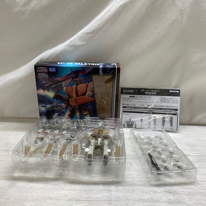 【現状渡し品】 HI-METAL R/VF-1A バルキリー(標準量産機) 超時空要塞マクロス 057-261007-MS-02-min 万代Net店