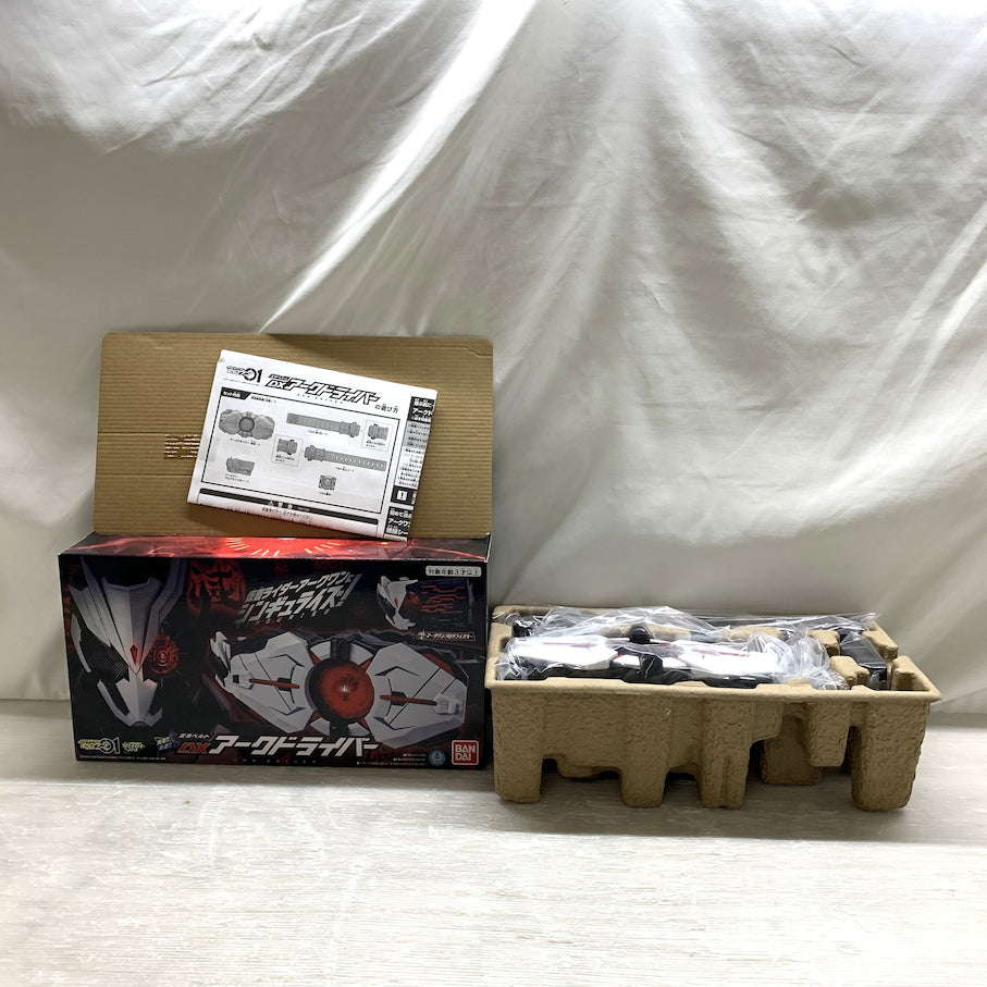 【現状渡し品】 バンダイ 仮面ライダーゼロワン DXアークドライバー 042-261007-MS-06-min 万代Net店