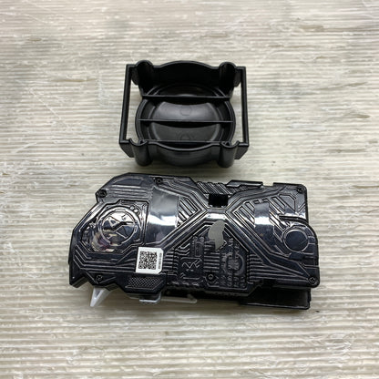【現状渡し品】 バンダイ 仮面ライダーゼロワン DXアークドライバー 042-261007-MS-06-min 万代Net店