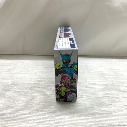 【中古美品】 バンダイ DXプログライズキーセット03 仮面ライダーゼロワン 042-261007-MS-08-min 万代Net店