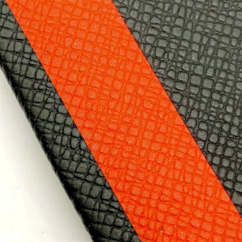 【中古品】【メンズ/レディース】 LOUIS VUITTON ルイ・ヴィトン M30347 クラッチバッグ タイガ ポシェット A4 セカンドバッグ レインボー 鞄 カバン 179-230424-ay-05-izu カラー：ブラック 万代Net店